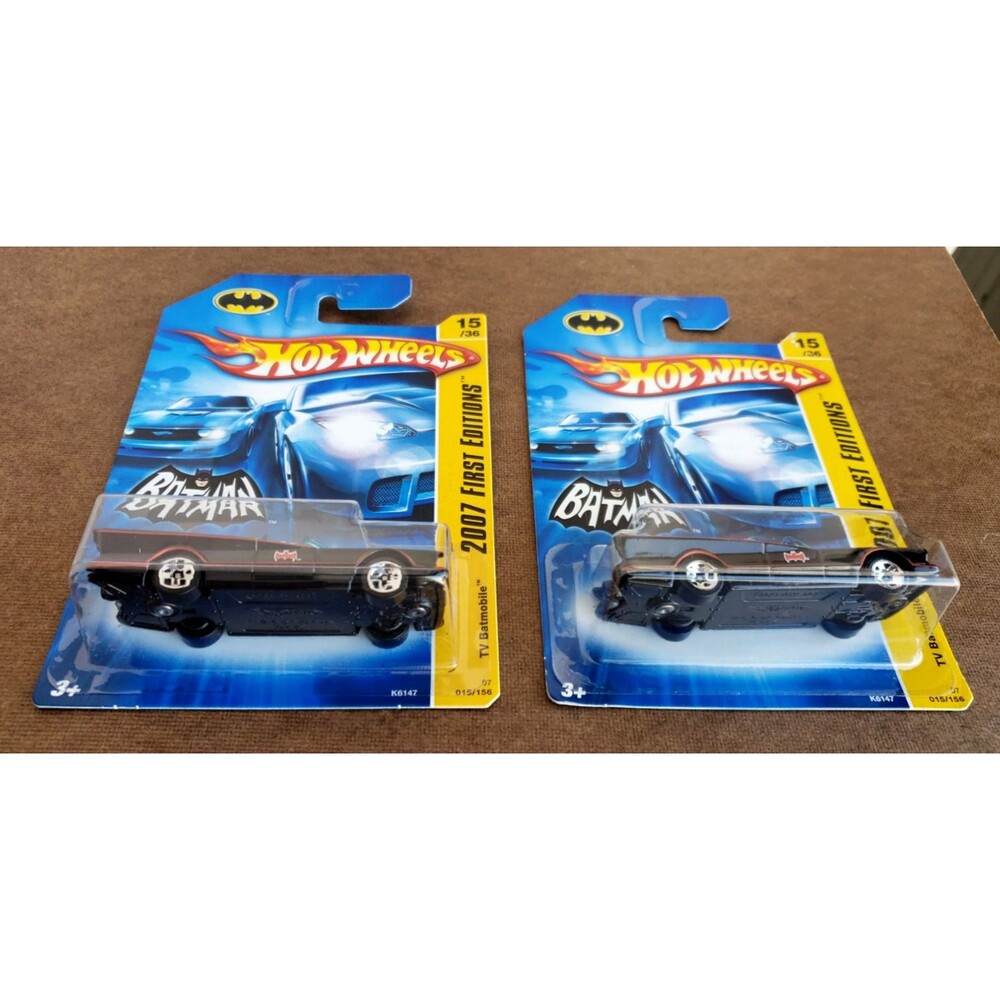 Hot Wheels TV BATMOBILE Black 2007 First Editions 15/36 Honeycomb Grill! LOT X 2 - Picture 13 of 16
